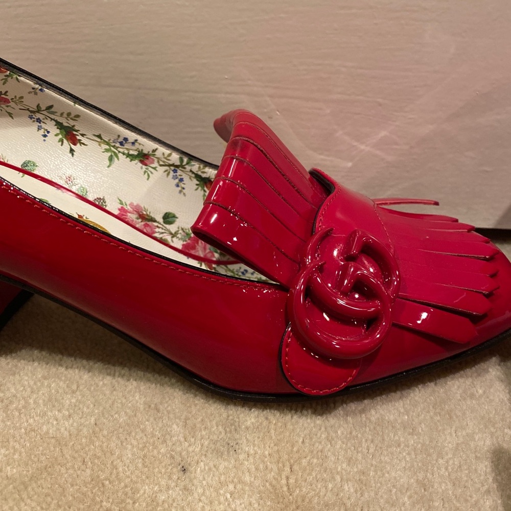 Rad patent leather Gucci loafers